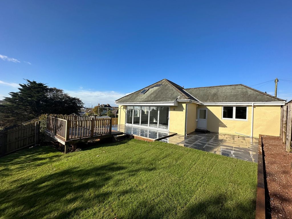 3 bed detached bungalow for sale in Isaacs Road, Torquay TQ2 Zoopla