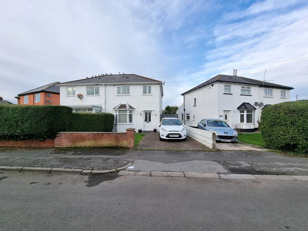 3 bed semidetached house for sale in Litchard Park, Bridgend, Bridgend