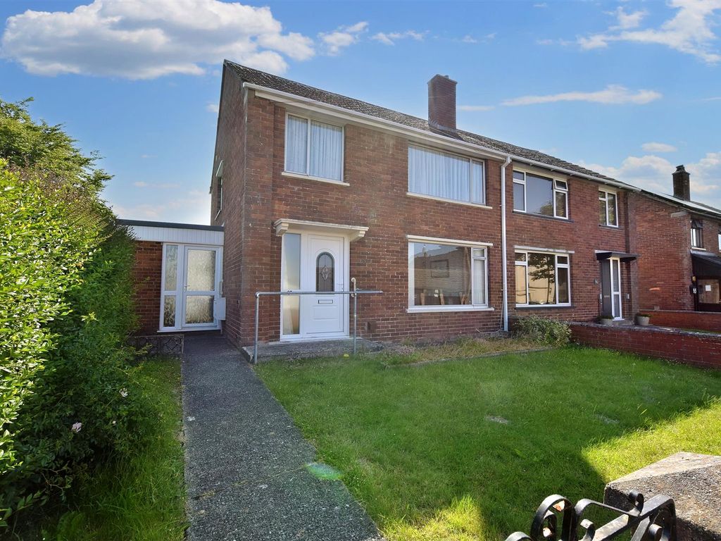 3 bed end terrace house for sale in Maesglas, Cardigan SA43, £170,000