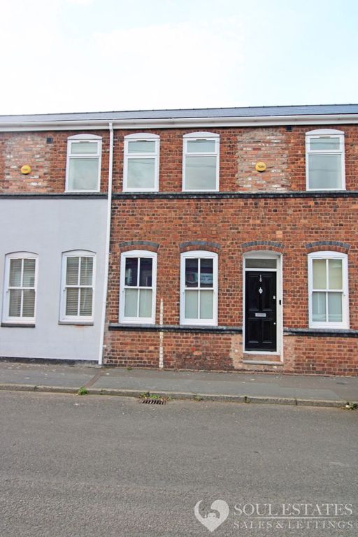 2 bed terraced house to rent in Villiers Street, Willenhall WV13, £850