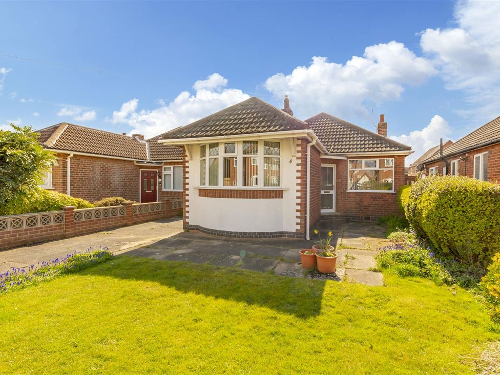 2 bed detached bungalow for sale in Revesby Gardens, Nottingham NG8