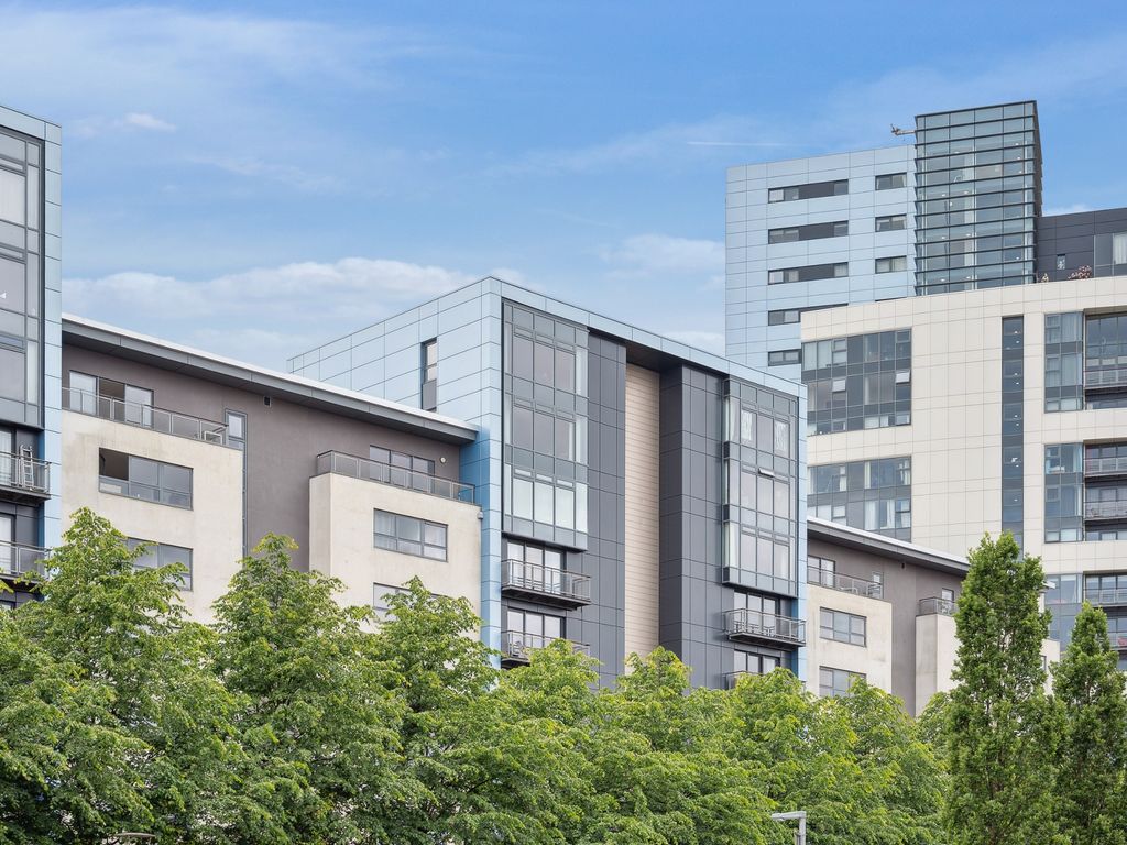 2 bed flat for sale in Glasgow Harbour Terraces, Glasgow Harbour