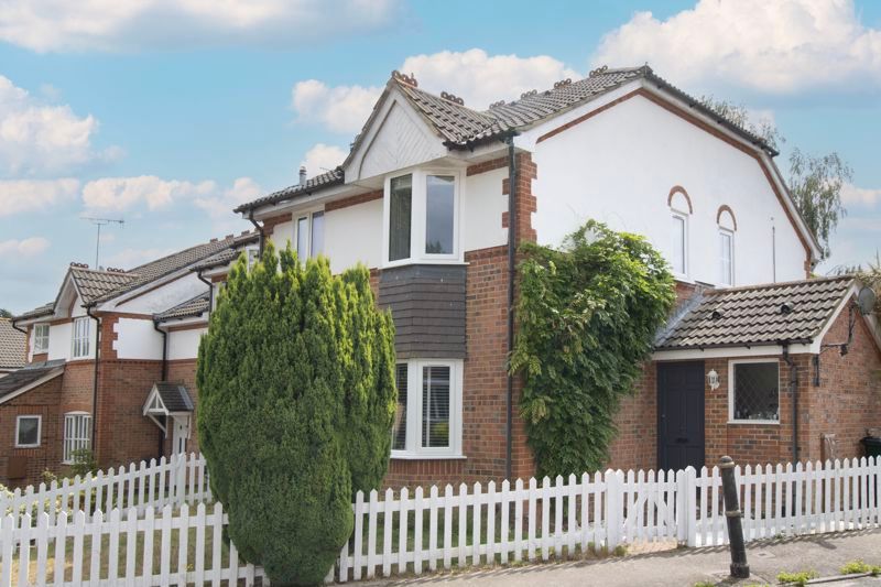1 bed terraced house for sale in Goddard Close, Maidenbower, Crawley