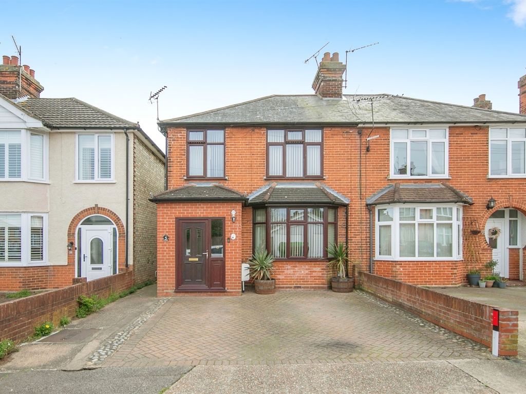 3 bed semidetached house for sale in St. Leonards Road, Ipswich IP3, £