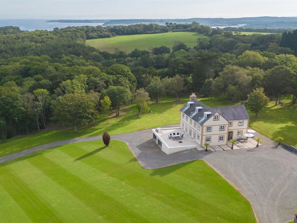 4 bed detached house for sale in Seaview Road, Cranmore, Yarmouth PO41