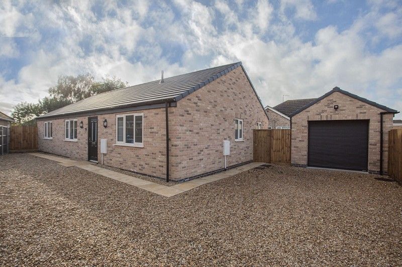 New home, 3 bed detached bungalow for sale in Horsegate, Deeping St