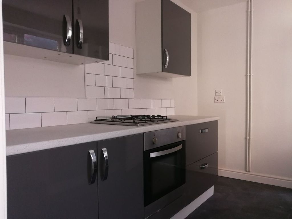 3 bed terraced house for sale in Field Street, Hull HU9, £87,500 Zoopla