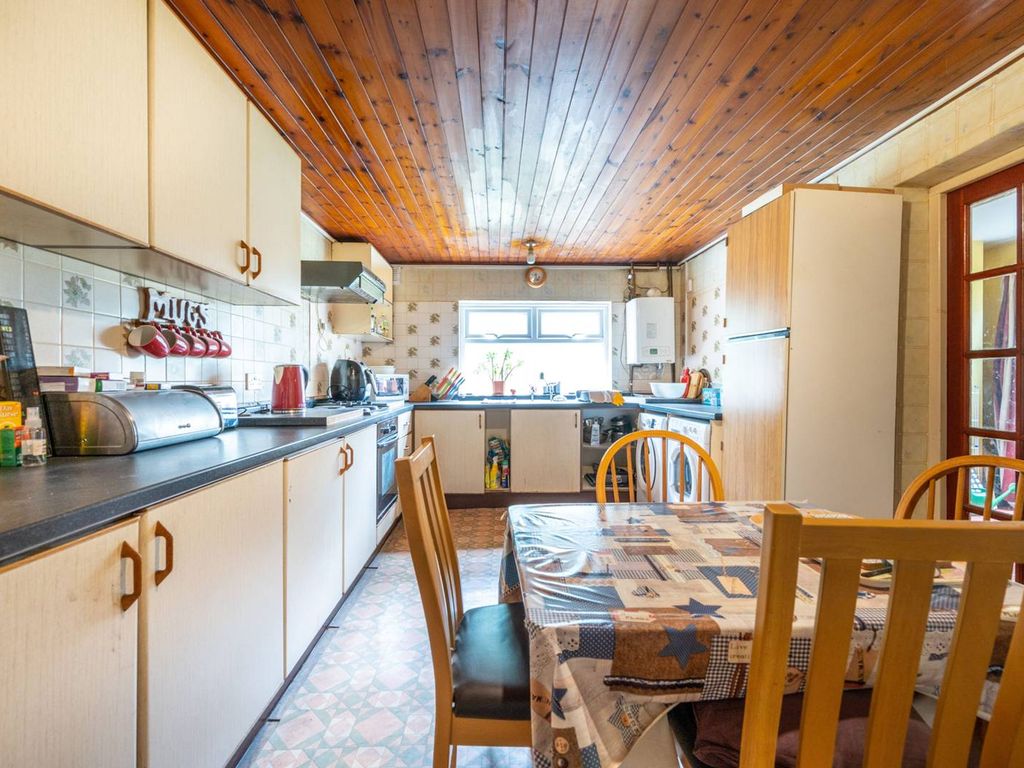 3 bed end terrace house for sale in Wanstead Park Road, Ilford IG1 Zoopla