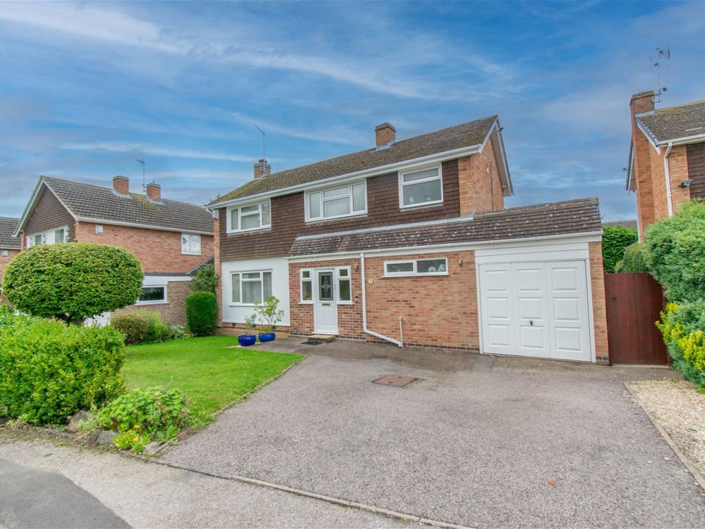 3 bed detached house for sale in Byfield Drive, Wigston, Leicestershire LE18, £370,000 Zoopla