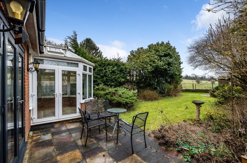 2 bed detached bungalow for sale in Downs Road, Coulsdon CR5 Zoopla