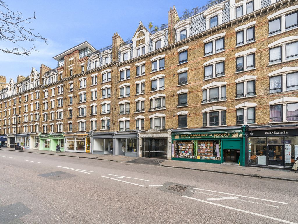 1 bed flat for sale in Sandringham Flats, Charing Cross Road, London