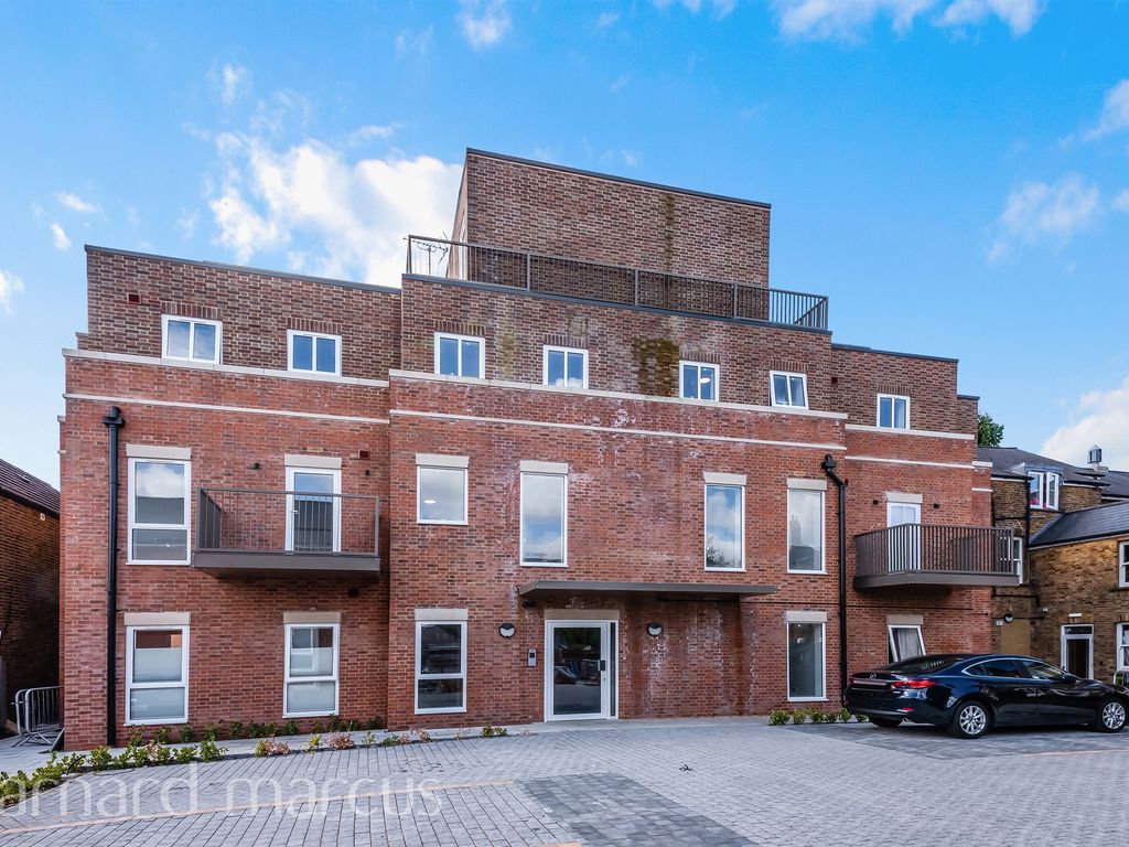 New home, 1 bed flat for sale in Hanworth Road, Feltham TW13, £87,488