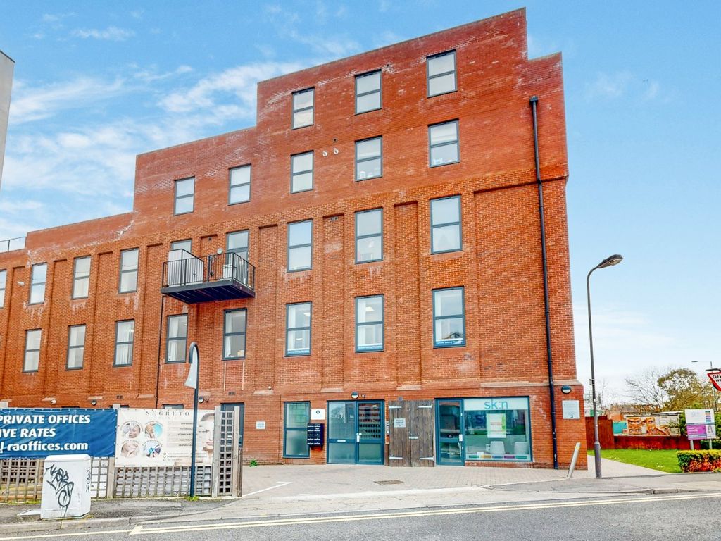 3 bed flat for sale in Station Road, Harrow HA1 Zoopla