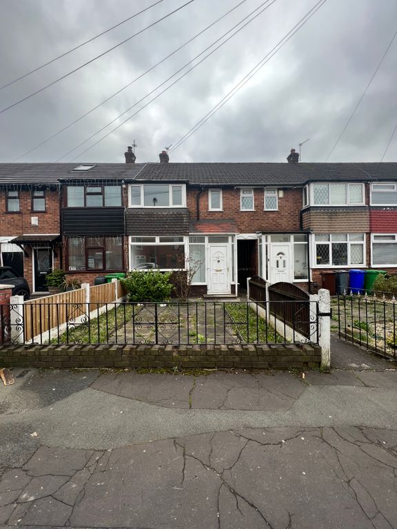 2 bed terraced house to rent in Ramsey Street, Manchester M40, £900 pcm