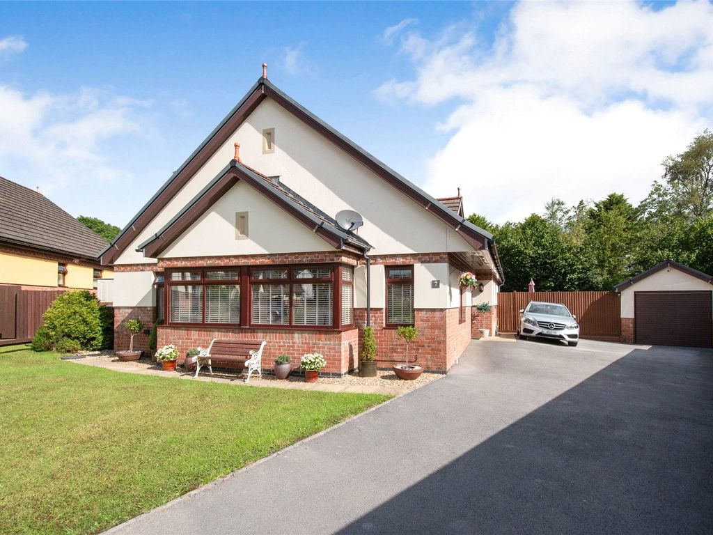 4 bed bungalow for sale in Yr Hafod, Saron, Ammanford, Carmathenshire SA18 Zoopla