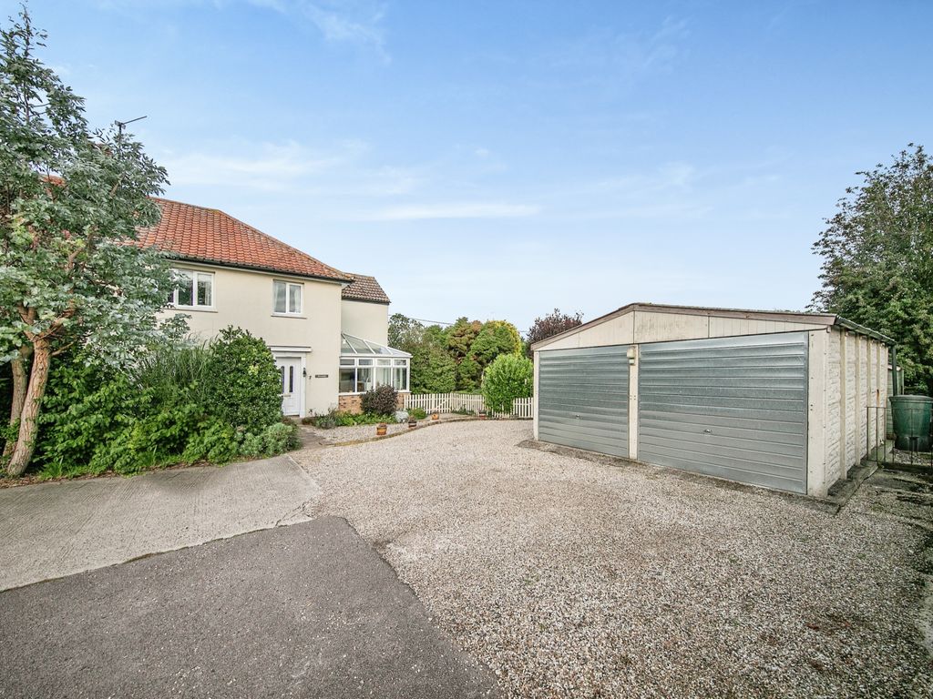 4 bed semidetached house for sale in Mackenzie Place, Cockfield, Bury
