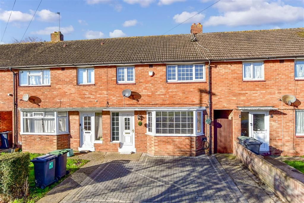 3 bed terraced house for sale in Parkhouse Farm Way, Havant, Hampshire PO9, £240,000 Zoopla