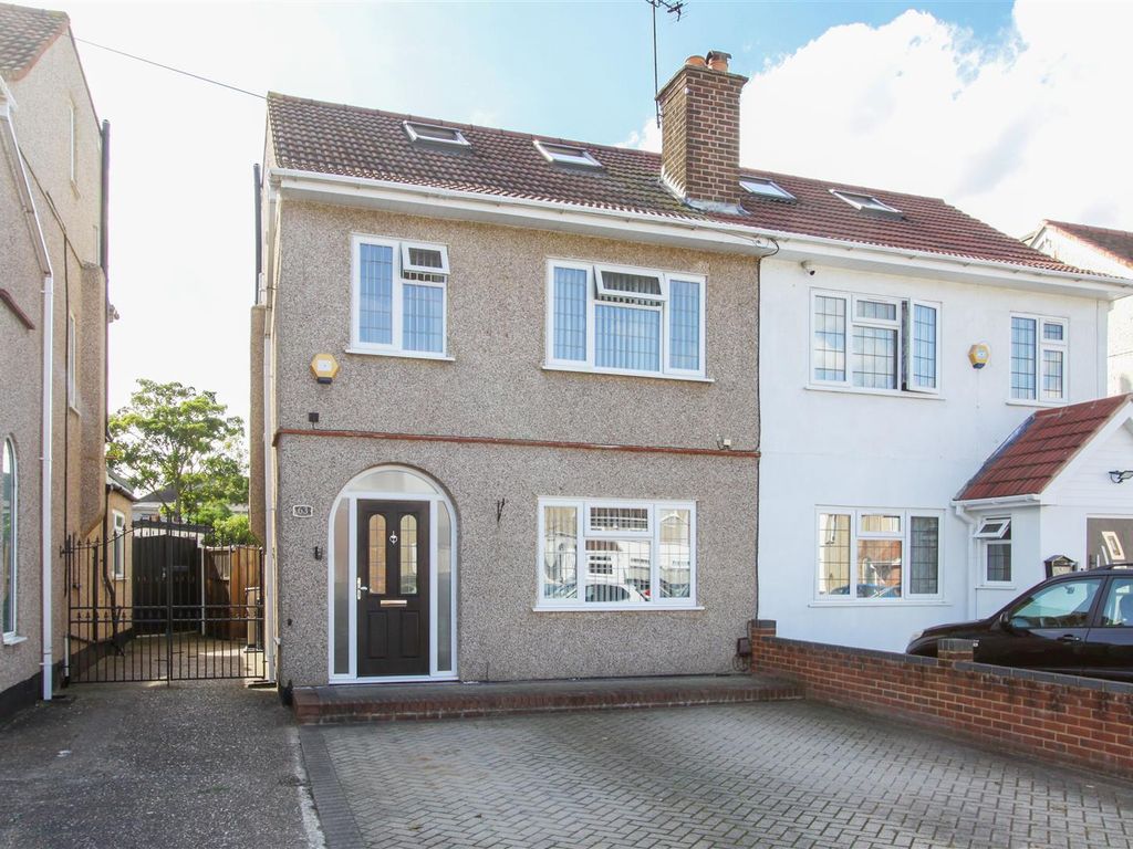 4 bed semidetached house for sale in Grosvenor Avenue, North Hayes UB4