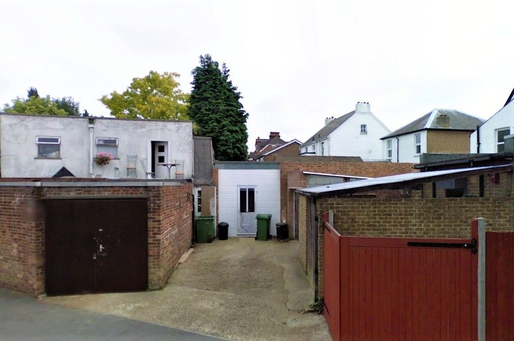 Office for sale in Heathfield Road, Keston BR2, £120,000 Zoopla