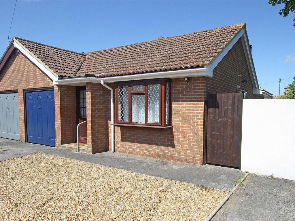 2 bed semidetached bungalow for sale in Rossmore Road, Parkstone, Poole BH12 Zoopla