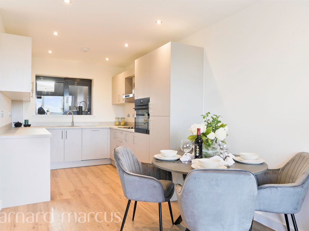 New home, 2 bed flat for sale in Epsom Court, 40 Upper High Street