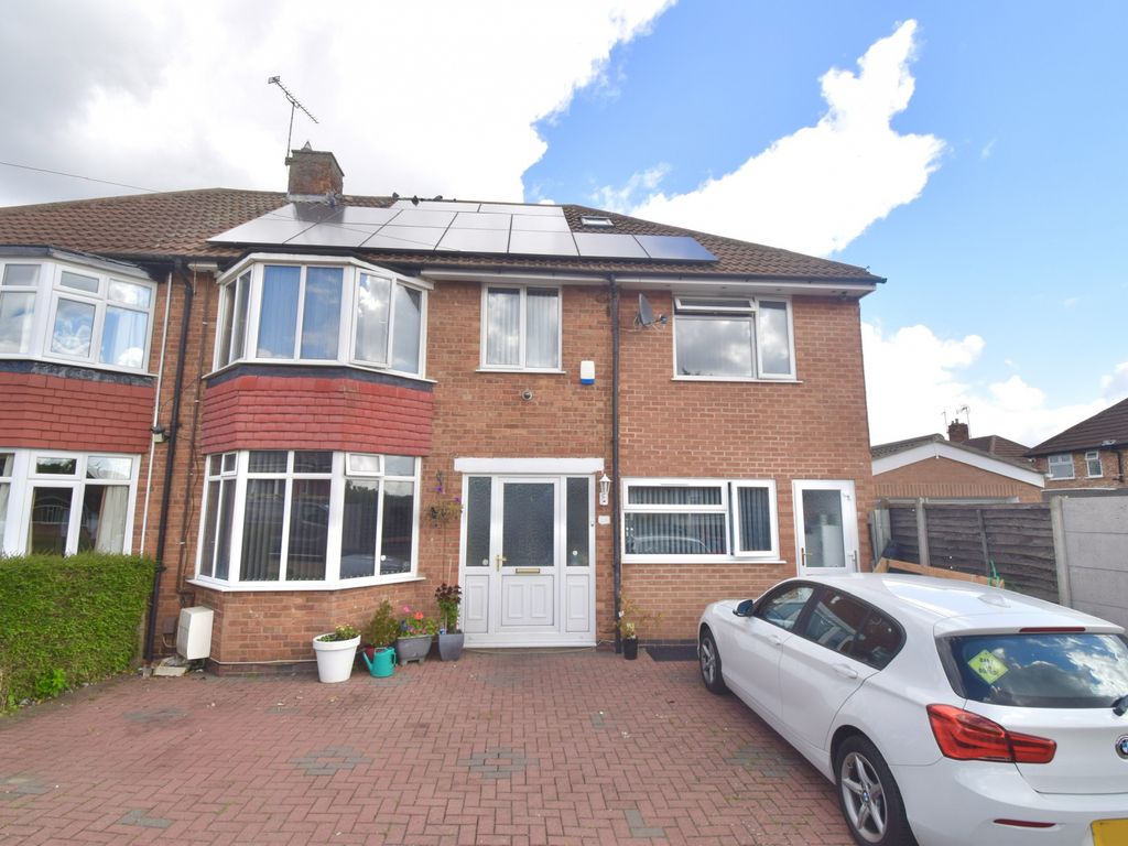 6 bed semidetached house for sale in Woodnewton Drive, Evington