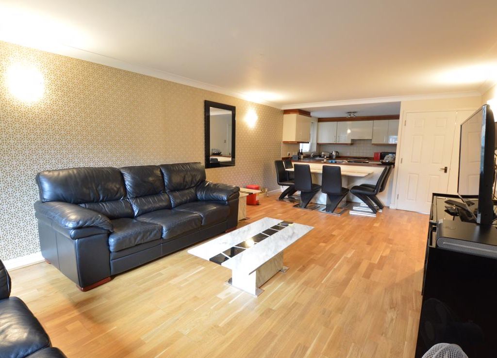 2 bed flat for sale in Carlton Gate, Maida Vale W9, £650,000 Zoopla