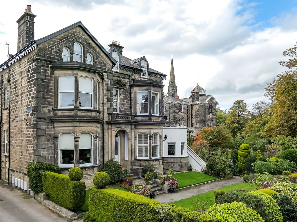 3 bed for sale in Leeds Road, Harrogate HG2 Zoopla
