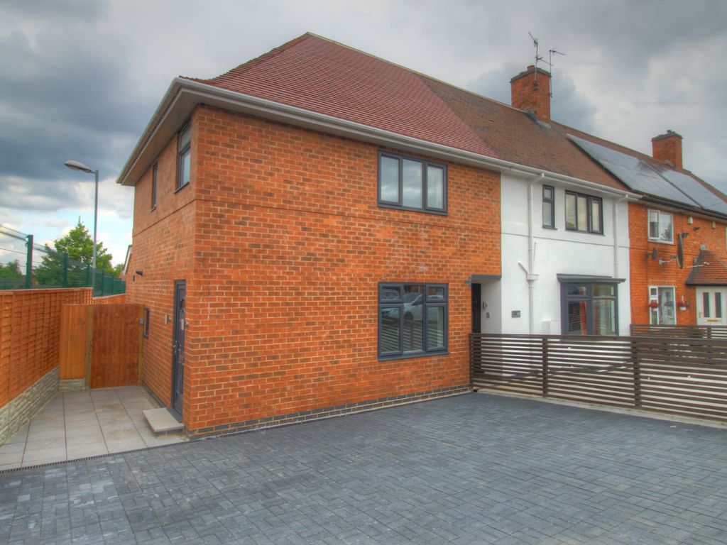 3 bed end terrace house for sale in Amesbury Circus, Nottingham NG8