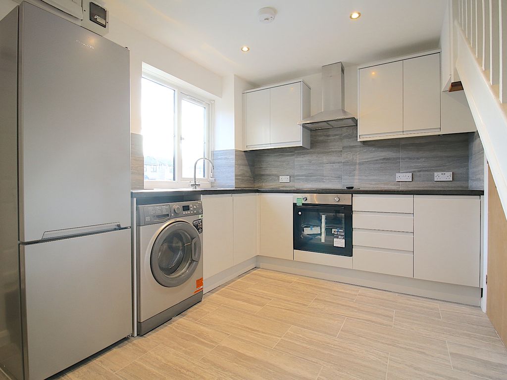 1 bed end terrace house to rent in Drayton Close, Hounslow TW4 Zoopla