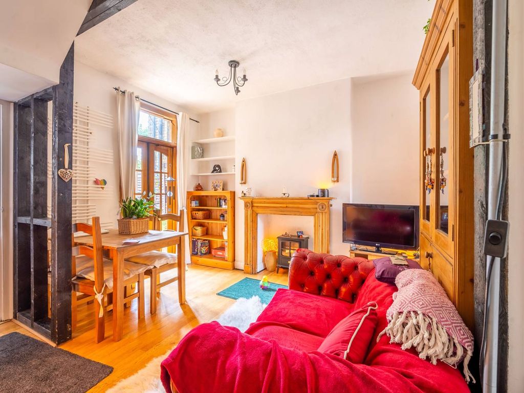 Caxton Cottages, Mitcham CR4  