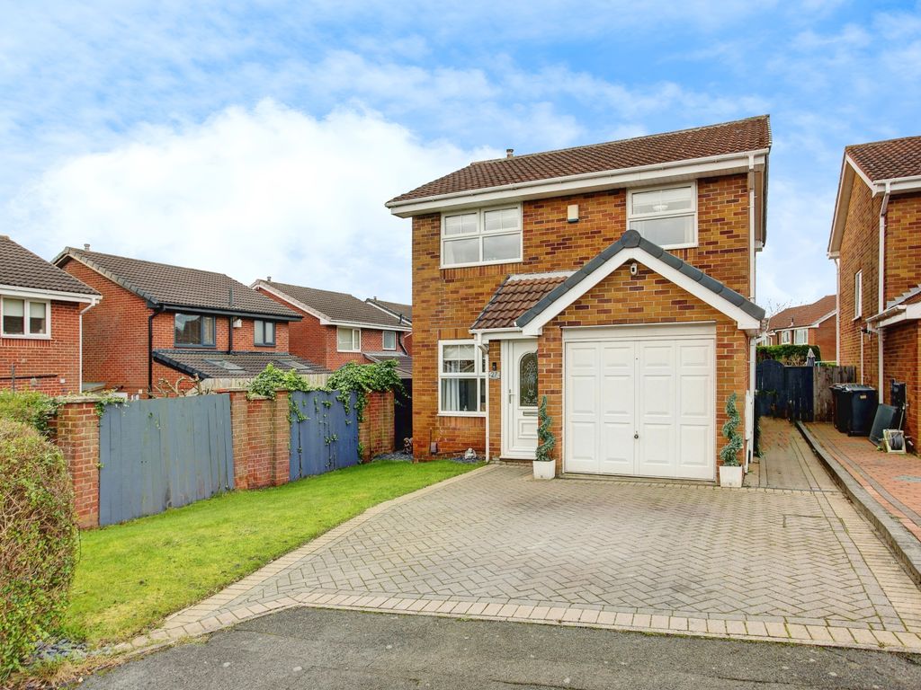 3 bed detached house for sale in Lancaster Drive, Wallsend NE28, £