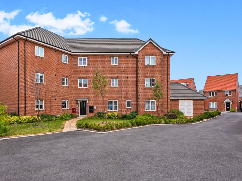 2 bed flat for sale in Falcon Drive, Didcot, Oxfordshire OX11 Zoopla