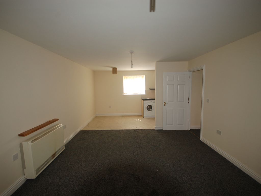 2 bed flat for sale in Weavers Court, Preston New Road, Blackburn BB2