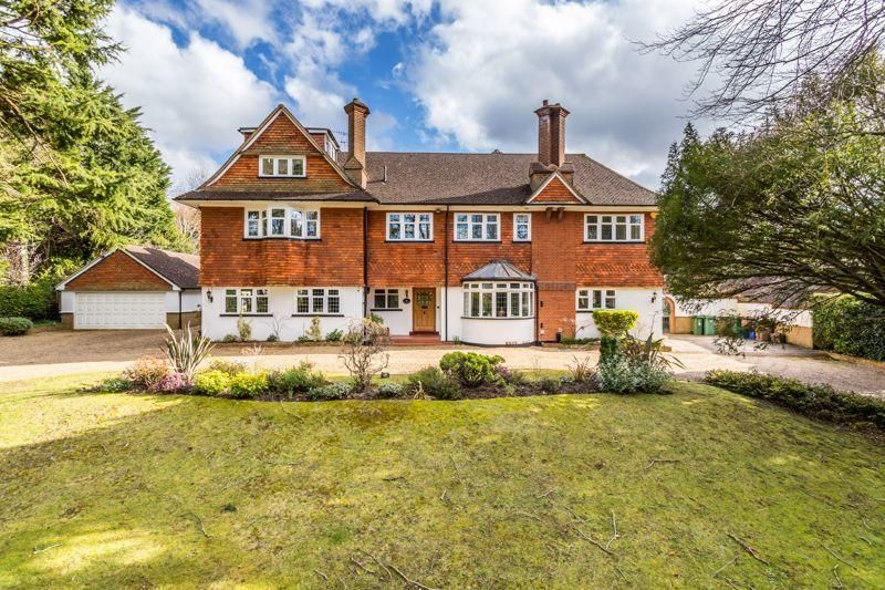 7 bed detached house to rent in Moorlands, The Drive, Cheam, Sutton