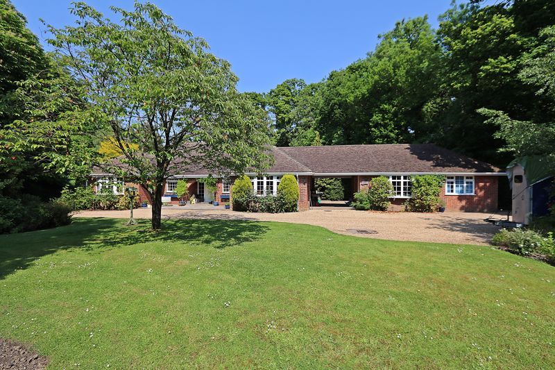 4 bed bungalow to rent in 145 Main Road, Colden Common, Winchester SO21