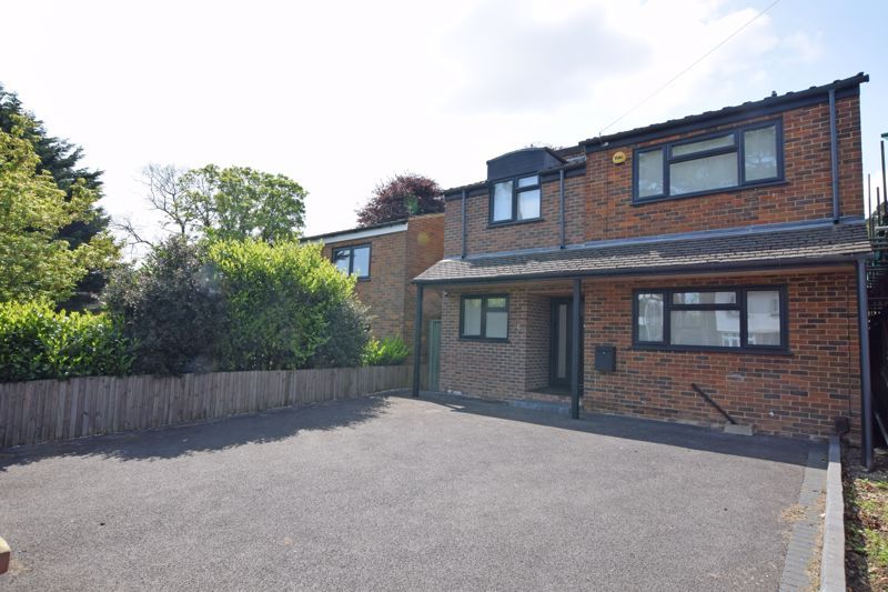 4 bed detached house to rent in Penenden Heath Road, Maidstone ME14