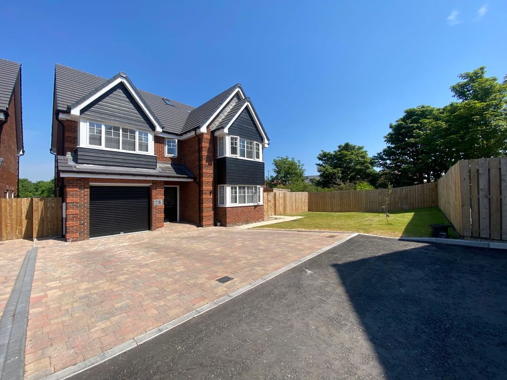 6 bed detached house for sale in St. Davids Park, Cramlington NE23, £
