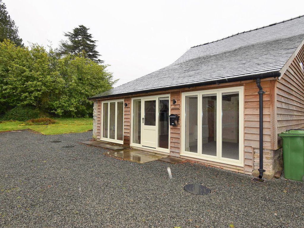 1 bed barn conversion to rent in Titley, Kington HR5 Zoopla