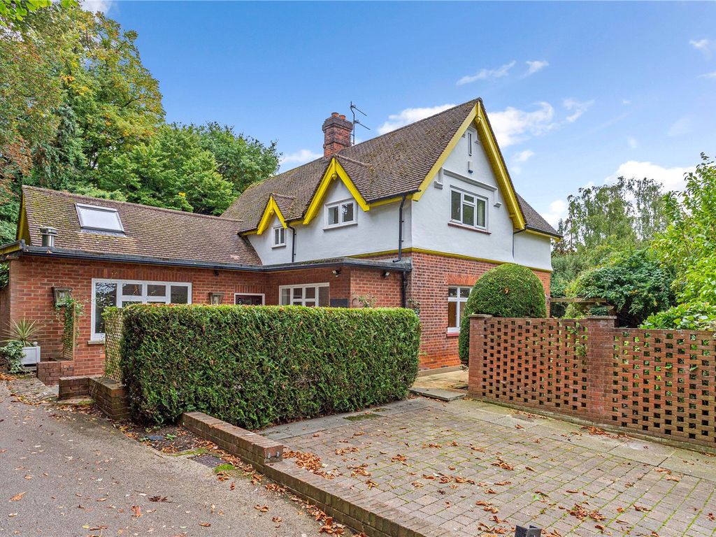 Penketh Drive, Harrow On The Hill, Middlesex HA1  