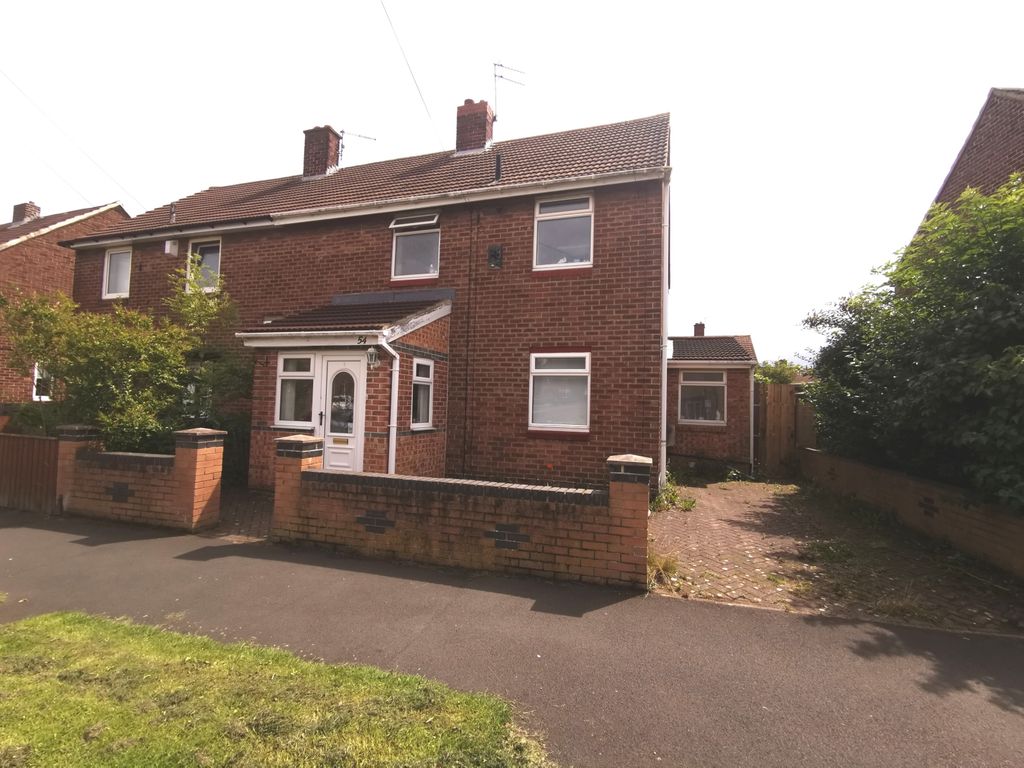 3 bed semidetached house to rent in Fairways Avenue, Benton, Newcastle