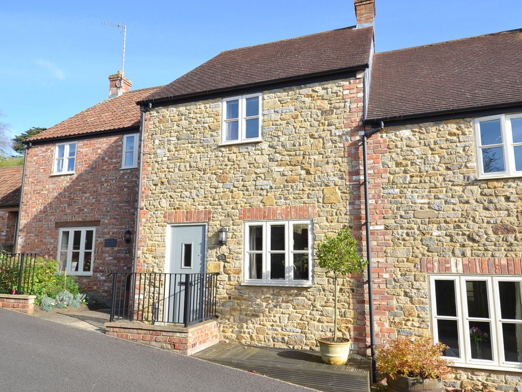 2 bed terraced house for sale in Wincanton, Somerset BA9 Zoopla