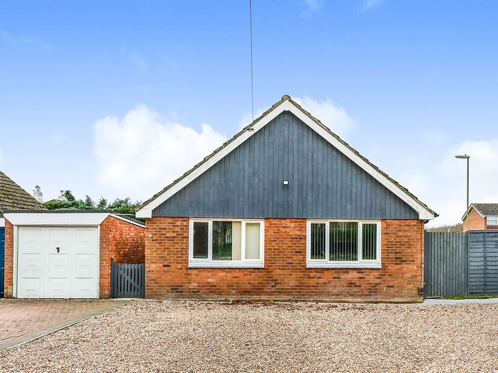 3 bed bungalow for sale in Stockheath Lane, Havant, Hampshire PO9 Zoopla