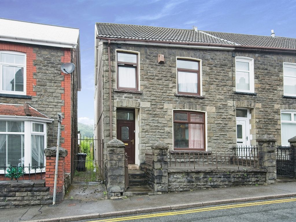 3 bed semidetached house for sale in Glancynon Terrace, Abercynon