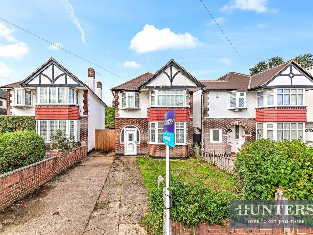 3 bed detached house for sale in Manor Drive North, New Malden KT3 Zoopla