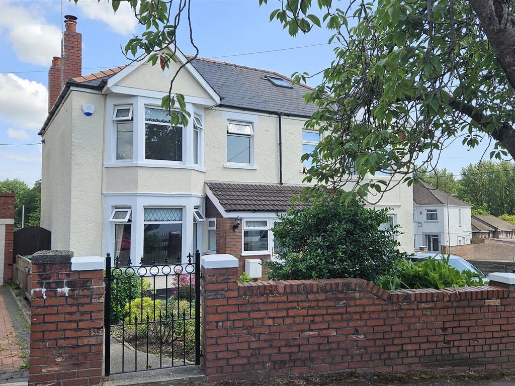 3 bed property for sale in Ty Mawr Avenue, Rumney, Cardiff CF3 Zoopla