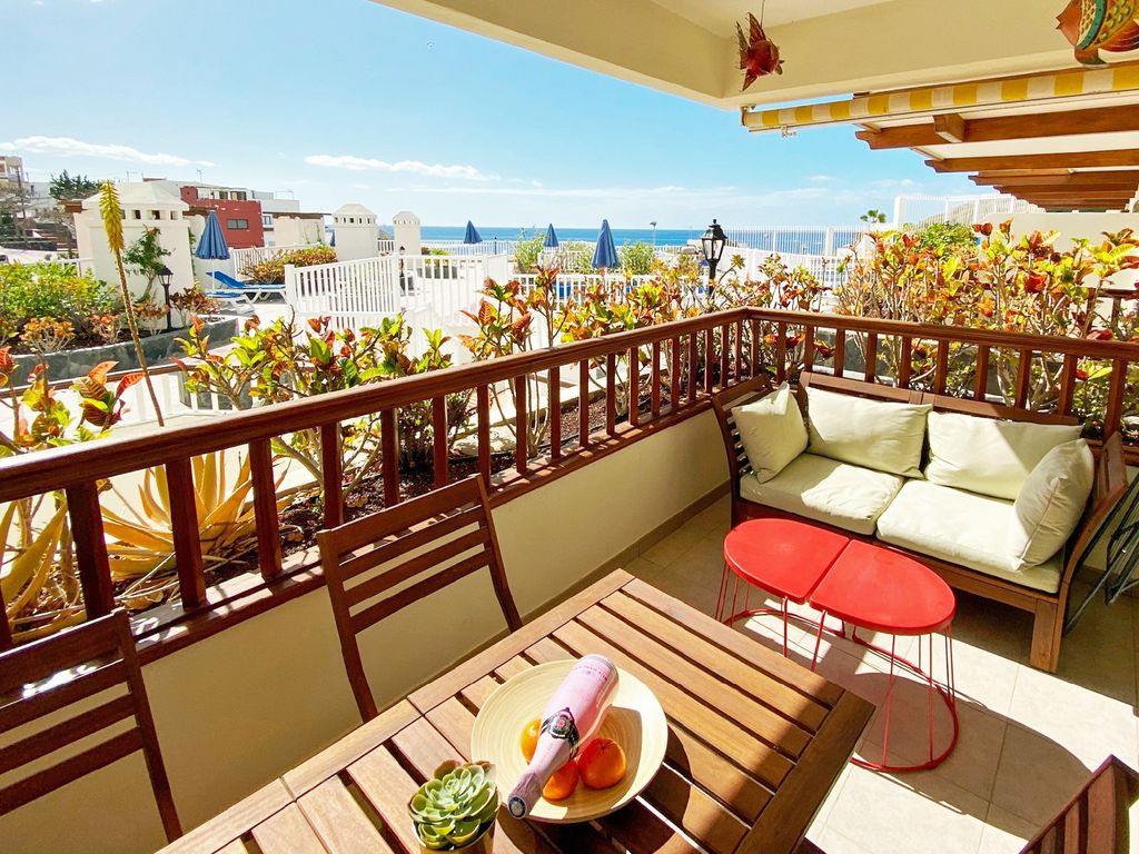 1 bed apartment for sale in Costa Caleta, La Caleta, Tenerife, Spain