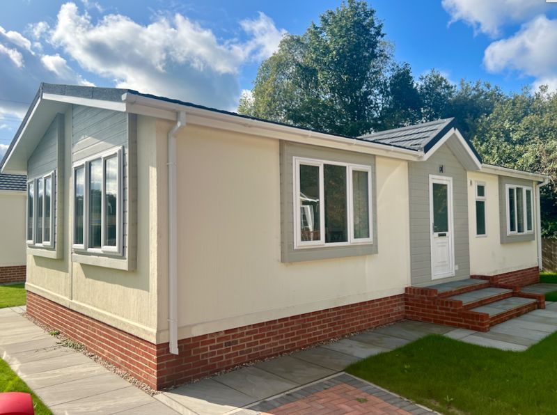 New home, 2 bed mobile/park home for sale in Waterend Park, Old Basing