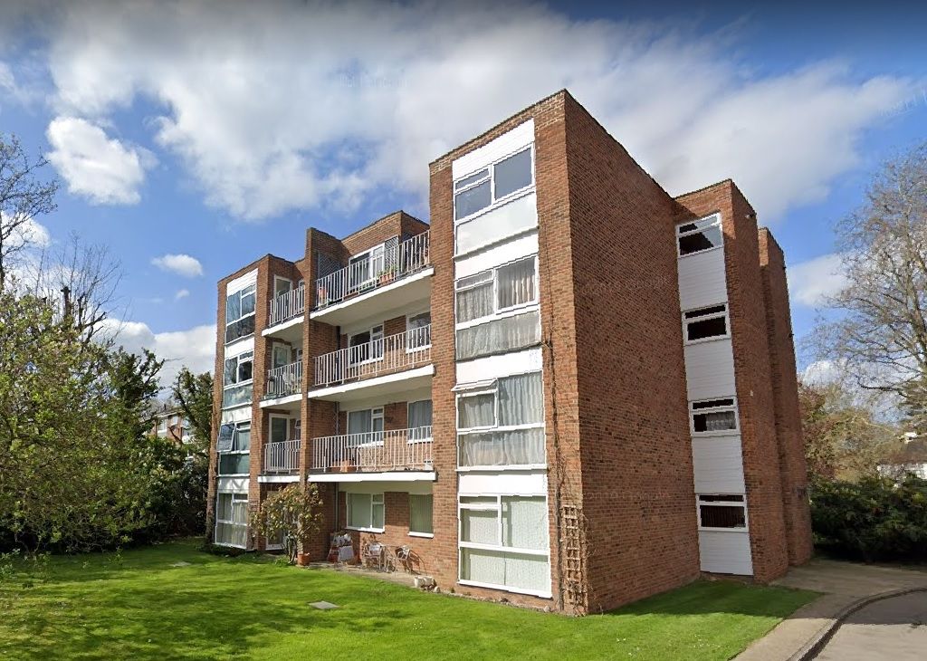2 bed flat to rent in Foxgrove Road, Beckenham BR3 Zoopla