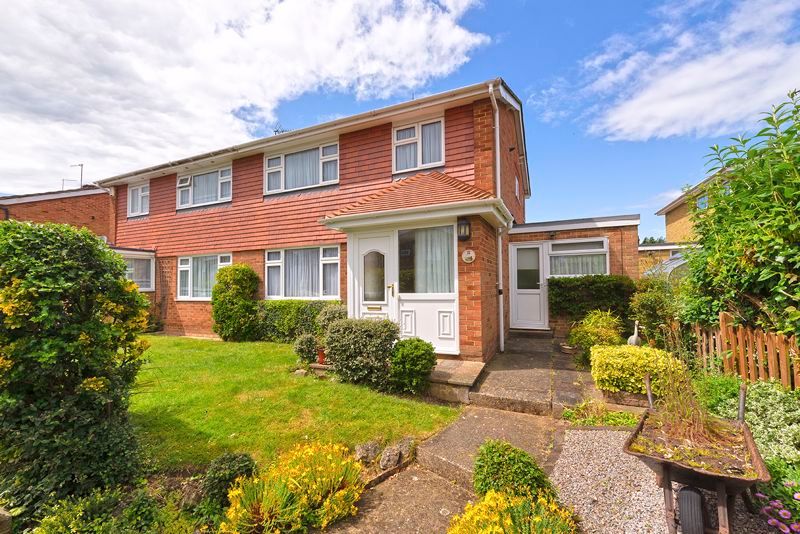 3 bed semidetached house for sale in Old Road, East Peckham, Tonbridge